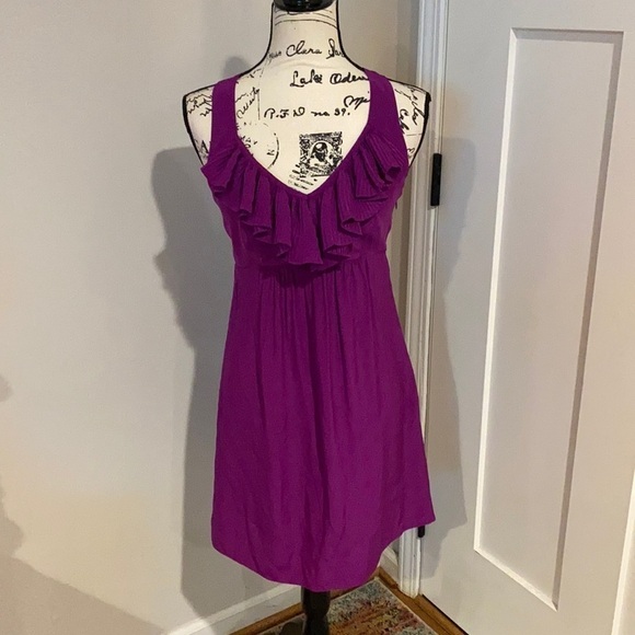 Alice & Trixie Dresses & Skirts - Alice & Trixie small silk dress